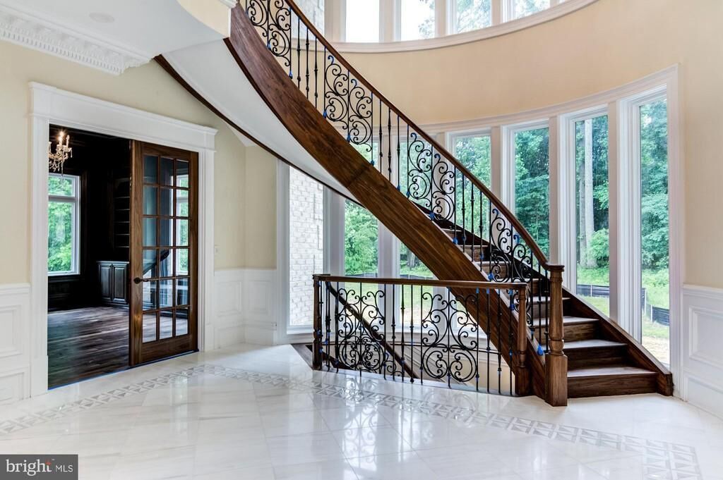#30. 8906 Old Dominion Dr, McLean